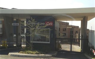 2 Bedroom Apartment in Greenstone Gate