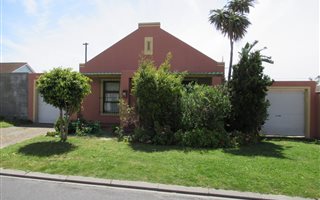 3 Bedroom House in Forest Village