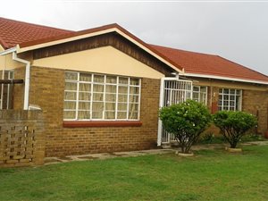 3 Bed House in Paul Krugers Resort