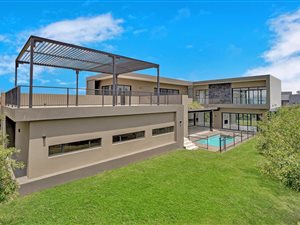 4 Bed House in Steyn City