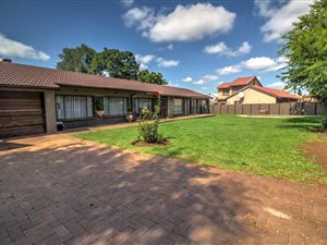 4 Bed House in Berton Park