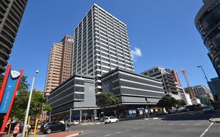 717 m² Commercial space in Cape Town City Centre