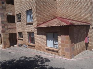 3 Bed Townhouse in Mulbarton