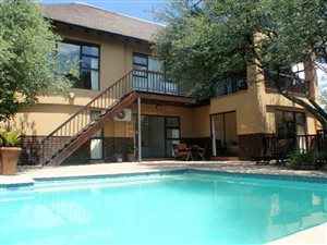 4 Bed House in Miravaal