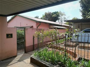 3 Bed House in Claremont