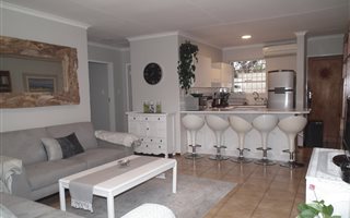2 Bedroom Simplex in Fourways