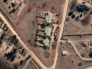 550 m² Commercial space in Chartwell AH