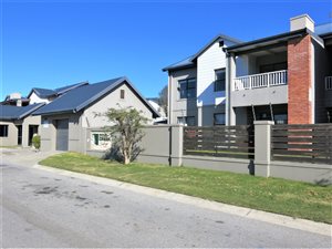 2 Bed Apartment in Pinelands