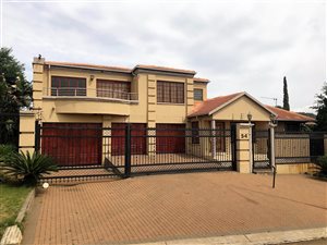 5 Bed House in Glenvista