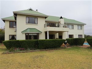 4 Bed House in Mooikloof Equestrian Estate