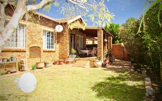 3 Bedroom Townhouse in North Riding