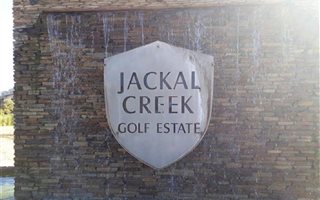 1 Bedroom Apartment in Jackal Creek Golf Estate