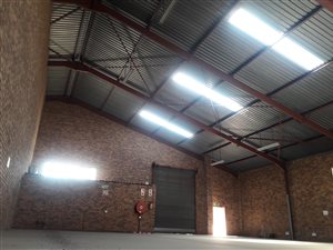 360 m² Industrial space in Roodepoort Central