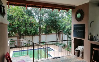 3 Bedroom Cluster in Wilgeheuwel