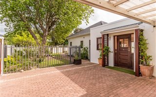 4 Bedroom House in Rondebosch