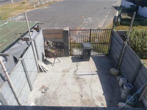 2 Bed House in Lotus River