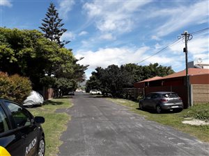 4 Bed House in Zeekoevlei