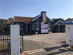 345 m² Commercial space in Amanzimtoti