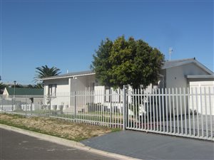 3 Bed House in Melkbosstrand