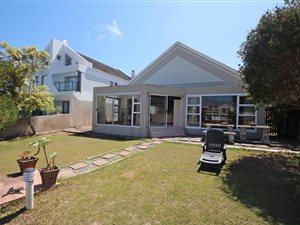 3 Bed House in Port Alfred