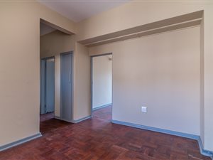 Studio apartment in Yeoville