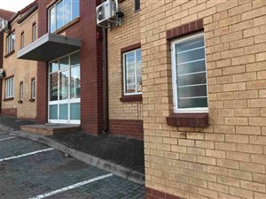 396 m² Industrial space in Eastgate