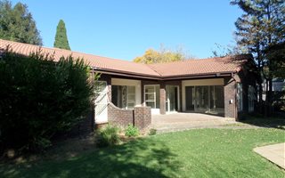 4 Bedroom House in Ferndale