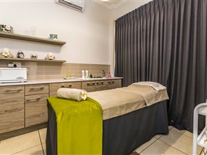 3 bedroom flat for sale in Olivedale | T2260596