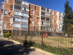 2 Bed Apartment in Kimberley Central