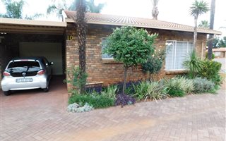 2 Bedroom Townhouse in Monument Park