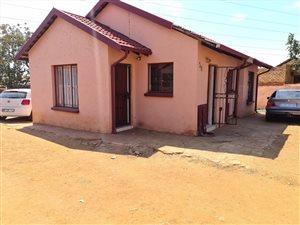 3 Bed House in Chantelle
