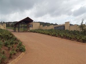 9900 m² Land available in White River Central