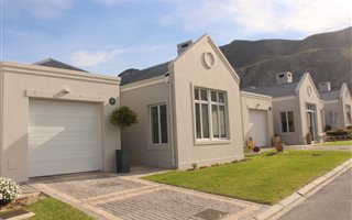 2 Bedroom House in Onrus