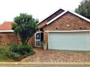 4 Bed Cluster in Dowerglen