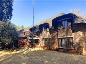 8567 m² Farm in Unitas Park