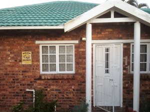 2 Bed Townhouse in Birdswood