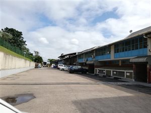 504 m² Industrial space in Mountain Ridge
