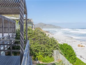 3 Bed House in Misty Cliffs