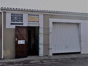 76 m² Industrial space in Mitchells Plain
