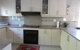 6 Bedroom House in Richem