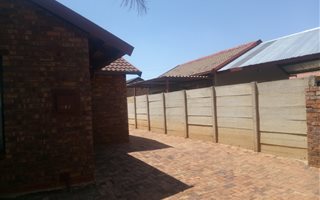 3 Bedroom House in Nellmapius