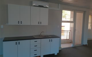 230 m² Office Space in Sunningdale