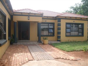 4 Bed House in Welgedacht
