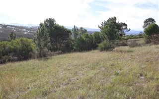 931 m² Land available in Woodlands