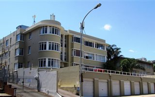 2 Bedroom Apartment in Essenwood