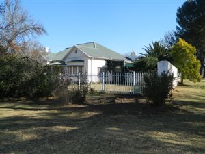 4 Bed House in Top Town