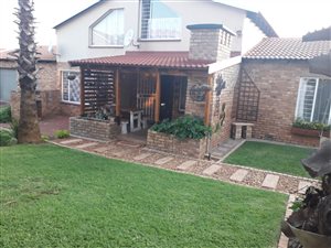 3 Bed Townhouse in Rangeview