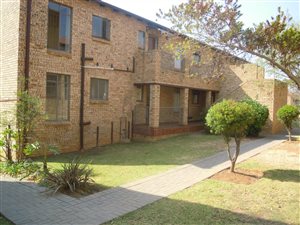 2 Bed Apartment in Honeydew