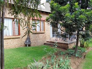 3 Bed Townhouse in Monument