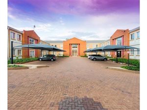 477 m² Office Space in Glen Austin
